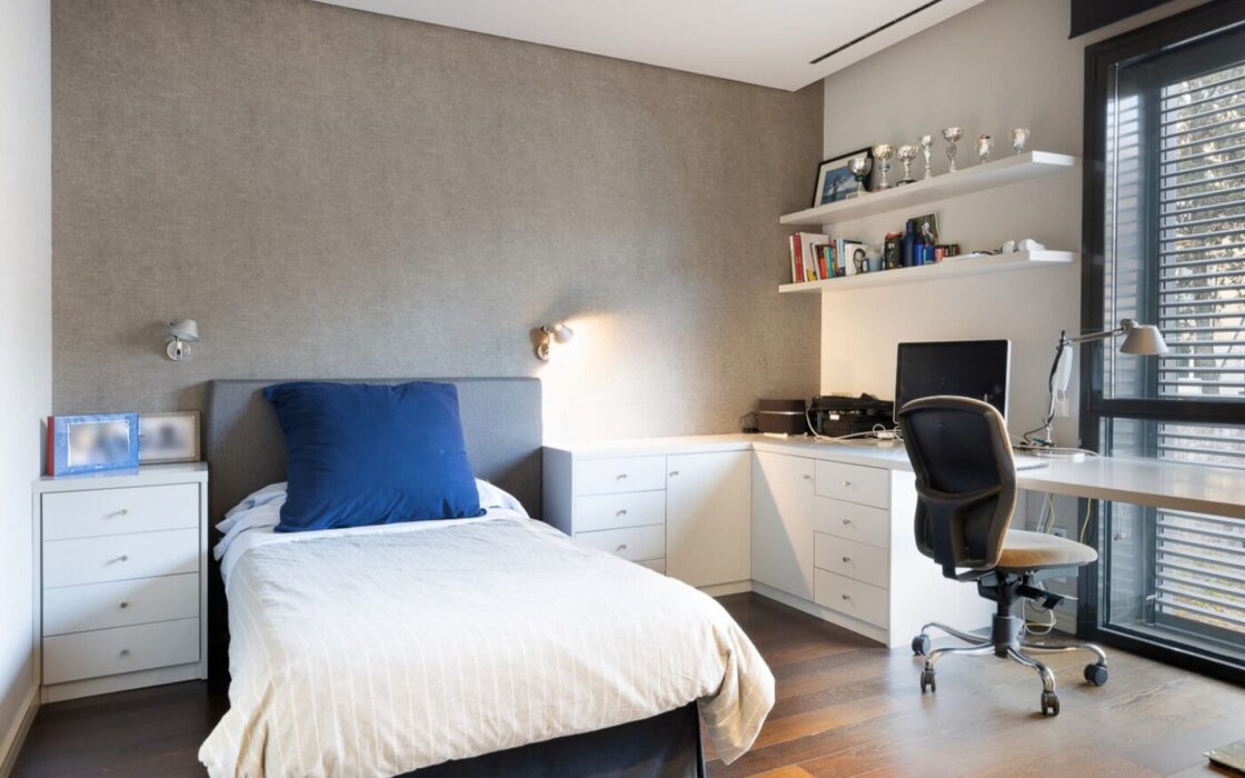 Просторная квартира с террасой в Барселоне 492 кв.м 4 комнаты