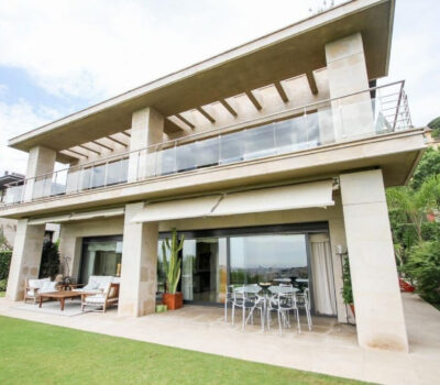 Особняк в Барселоні 1000 кв.м з чудовим видом