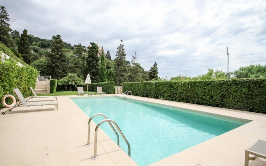 Особняк в Барселоні 1000 кв.м з чудовим видом