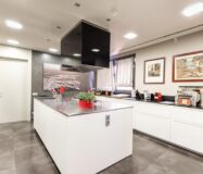 Квартира 500 кв.м з терасою в Барселоні на проспекті Бонанова