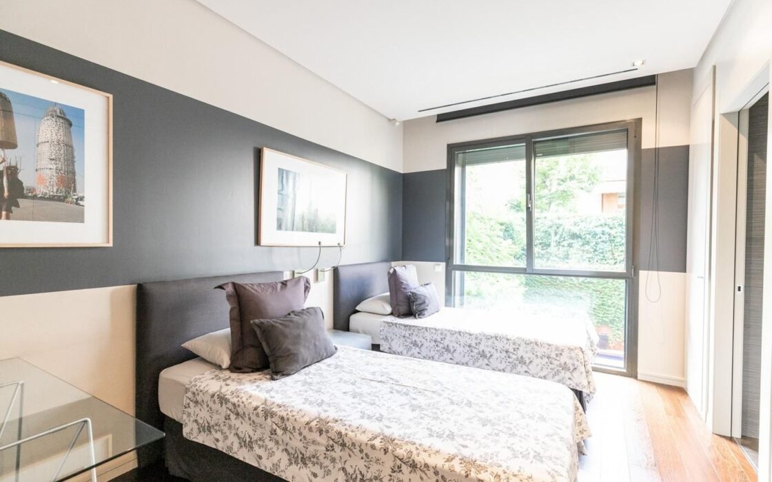 Квартира 500 кв.м з терасою в Барселоні на проспекті Бонанова