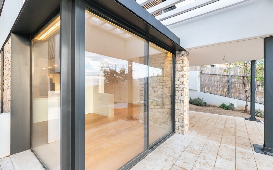 Новий розкішний будинок з басейном у Саррії, Барселона 498 кв.м