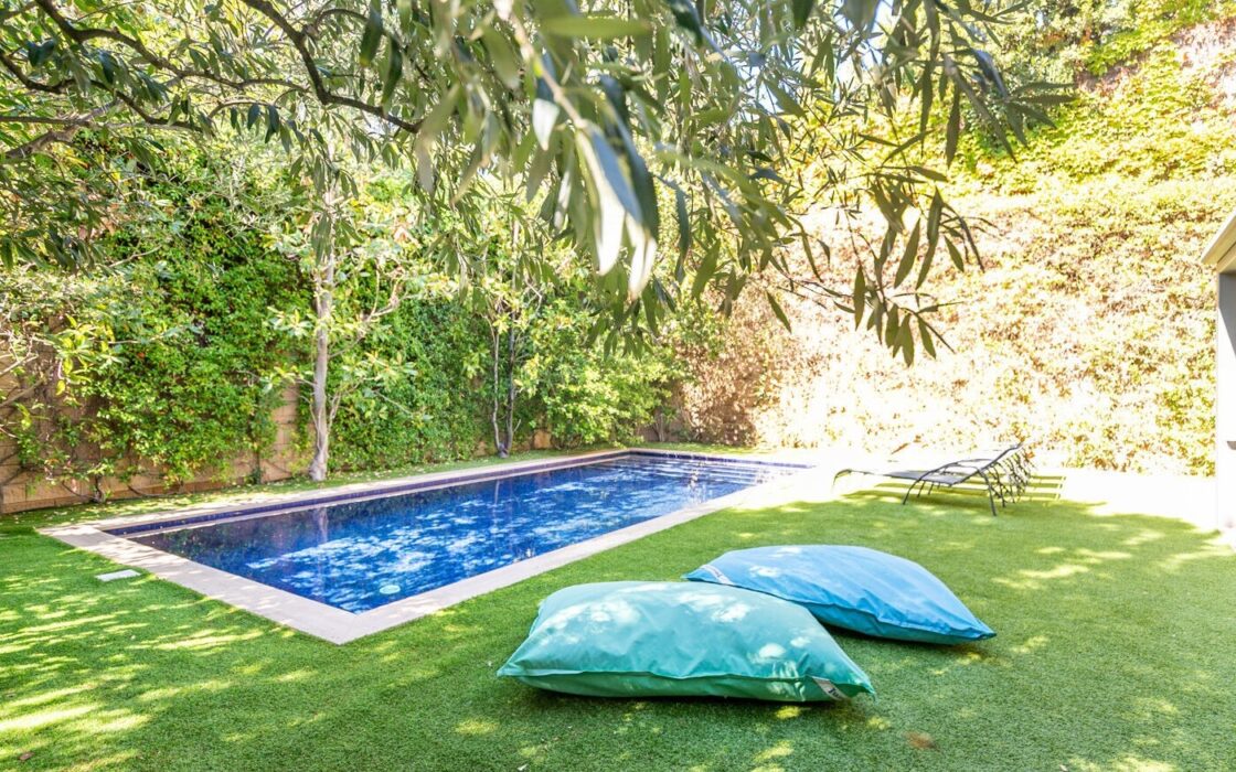 Особняк з басейном та панорамним видом у Саррії, Барселона