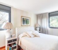 Особняк з басейном та панорамним видом у Саррії, Барселона