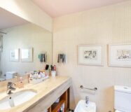 Особняк з басейном та панорамним видом у Саррії, Барселона