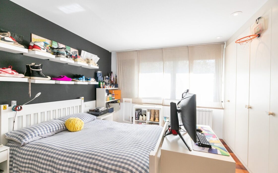 Особняк з басейном та панорамним видом у Саррії, Барселона