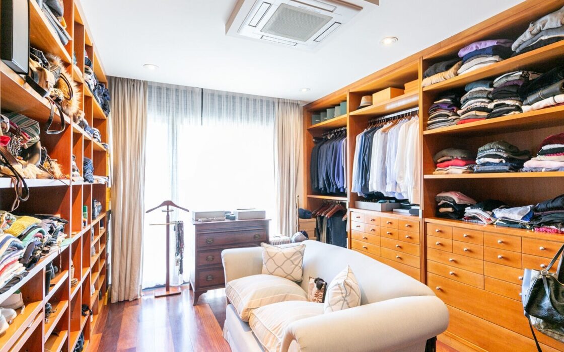 Особняк з басейном та панорамним видом у Саррії, Барселона