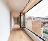 Отремонтированная квартира с террасой в Барселоне 279 кв.м