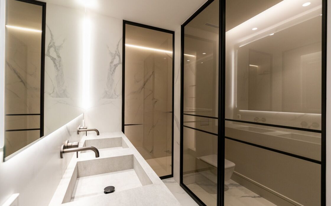 Отремонтированная квартира с террасой в Барселоне 279 кв.м