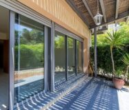 Елегантний особняк з басейном у Педральбесі, Барселона