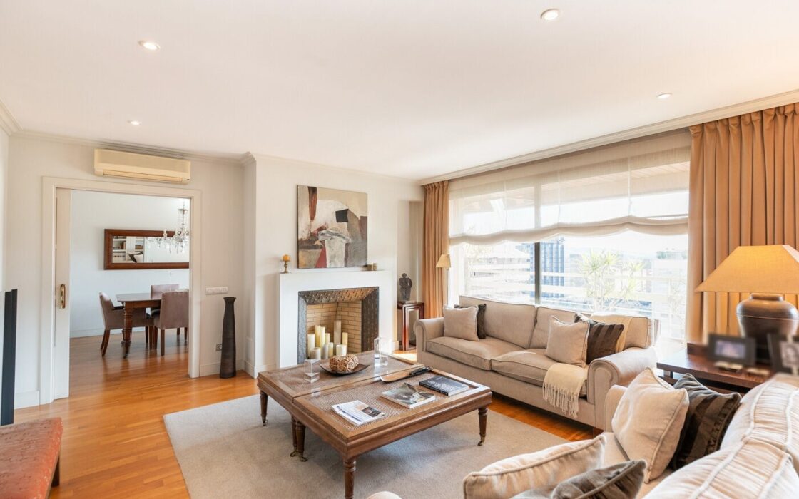 Эксклюзивный пентхаус с террасой в Педральбесе, 300 кв.м.