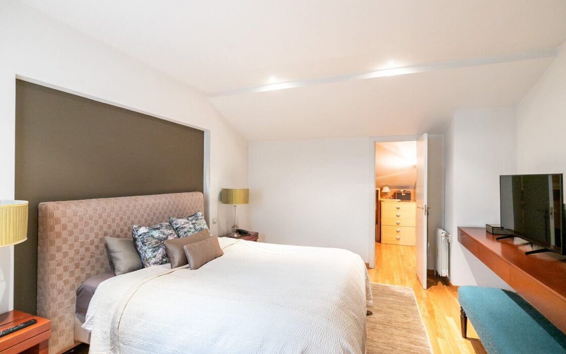 Эксклюзивный пентхаус с террасой в Педральбесе, 300 кв.м.