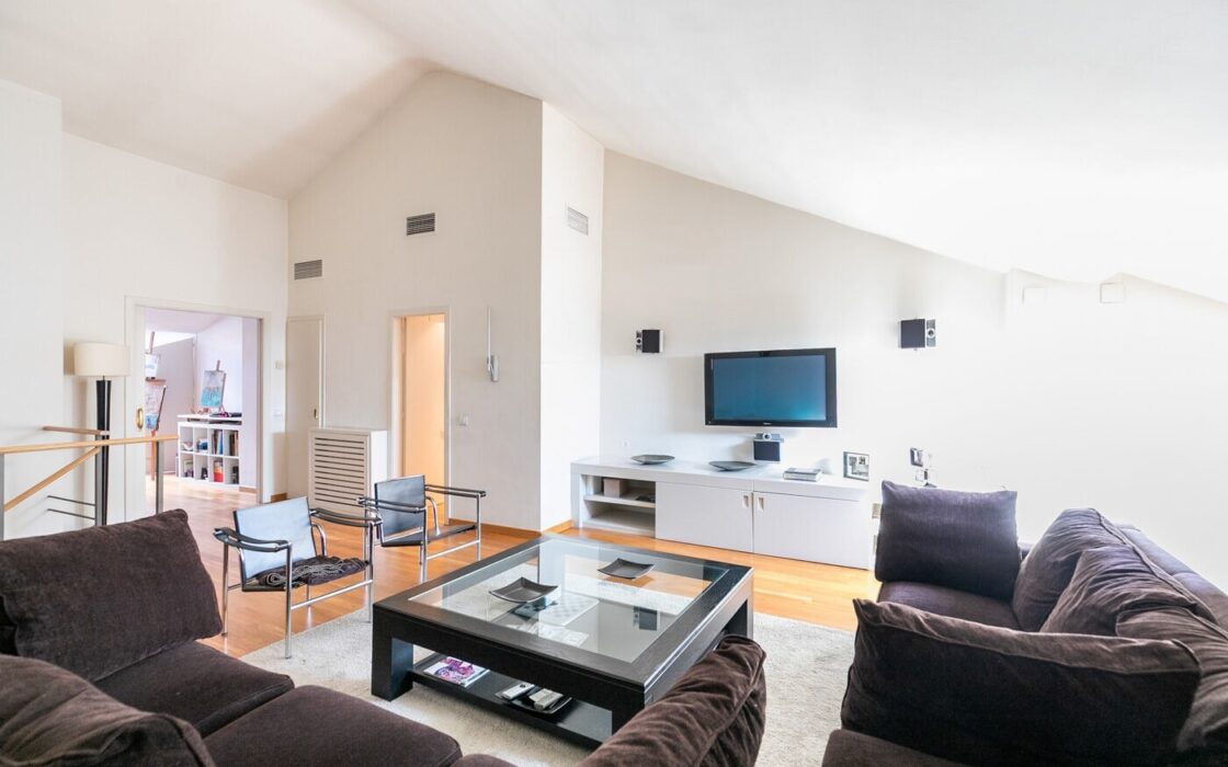 Эксклюзивный пентхаус с террасой в Педральбесе, 300 кв.м.