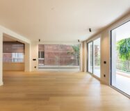 Квартира з терасою та паркуванням у Туро Парк, Барселона 200 кв.м