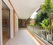 Квартира з терасою та паркуванням у Туро Парк, Барселона 200 кв.м