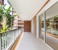 Квартира з терасою та паркуванням у Туро Парк, Барселона 200 кв.м