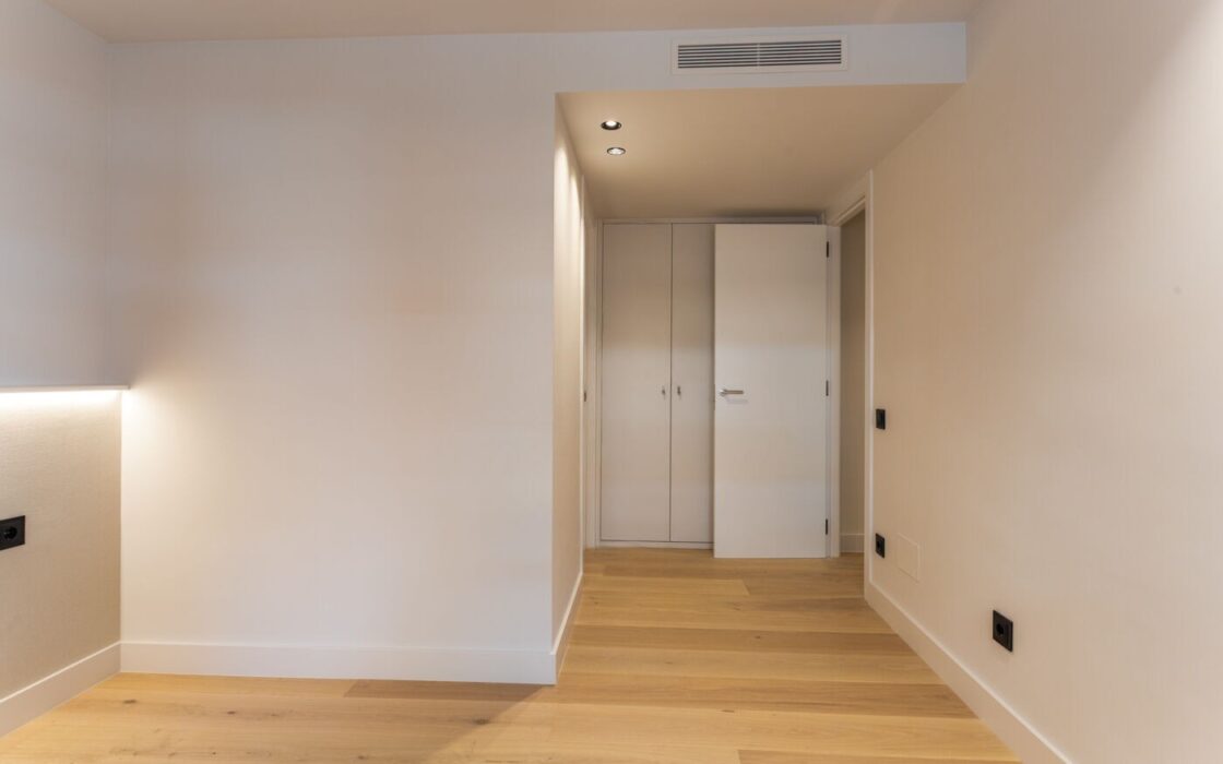 Квартира з терасою та паркуванням у Туро Парк, Барселона 200 кв.м