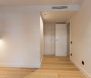 Квартира з терасою та паркуванням у Туро Парк, Барселона 200 кв.м