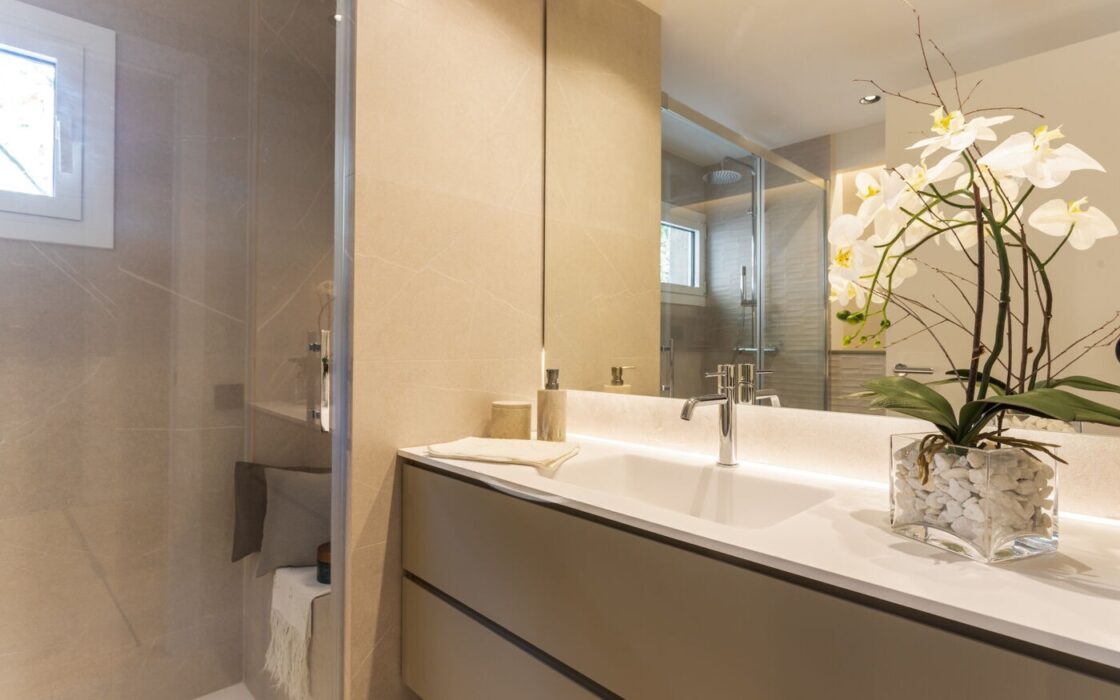 Квартира з терасою та паркуванням у Туро Парк, Барселона 200 кв.м