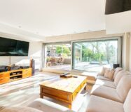 Будинок у Барселоні 437 кв.м з терасою та видом на Гауді