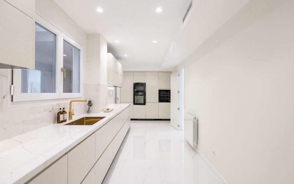 Квартира 197 кв.м з ремонтом в Сант Жервази, Барселона