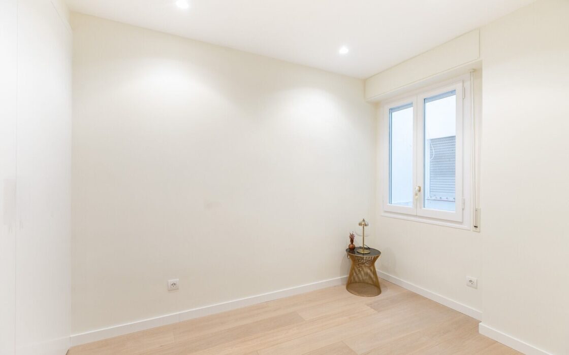 Квартира 197 кв.м з ремонтом в Сант Жервази, Барселона