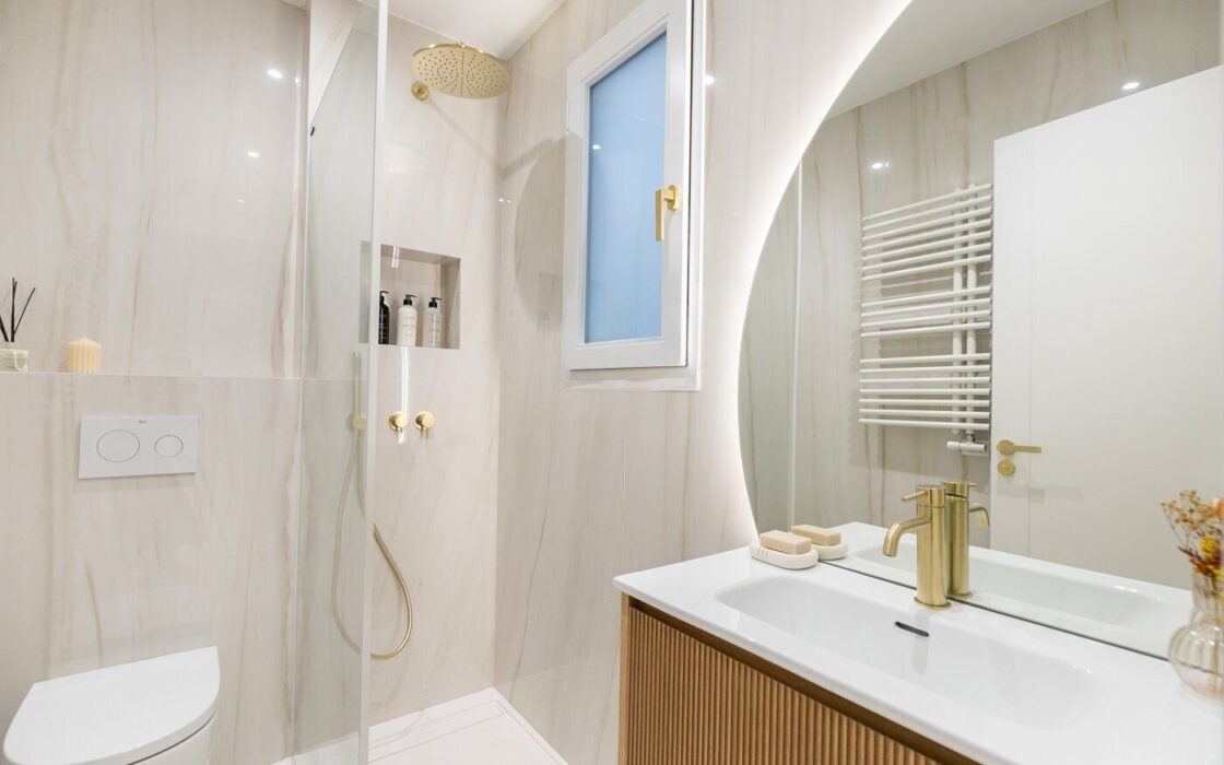 Квартира 197 кв.м з ремонтом в Сант Жервази, Барселона