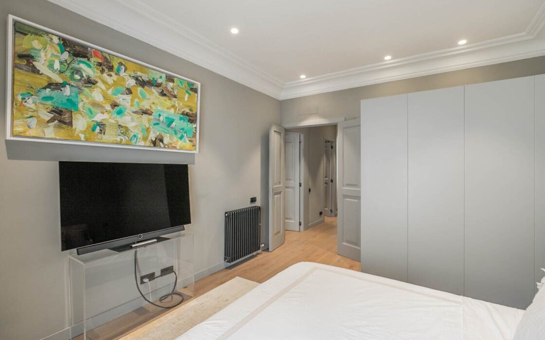 Просторная квартира с террасой в Эшампле, Барселона 3 комнаты