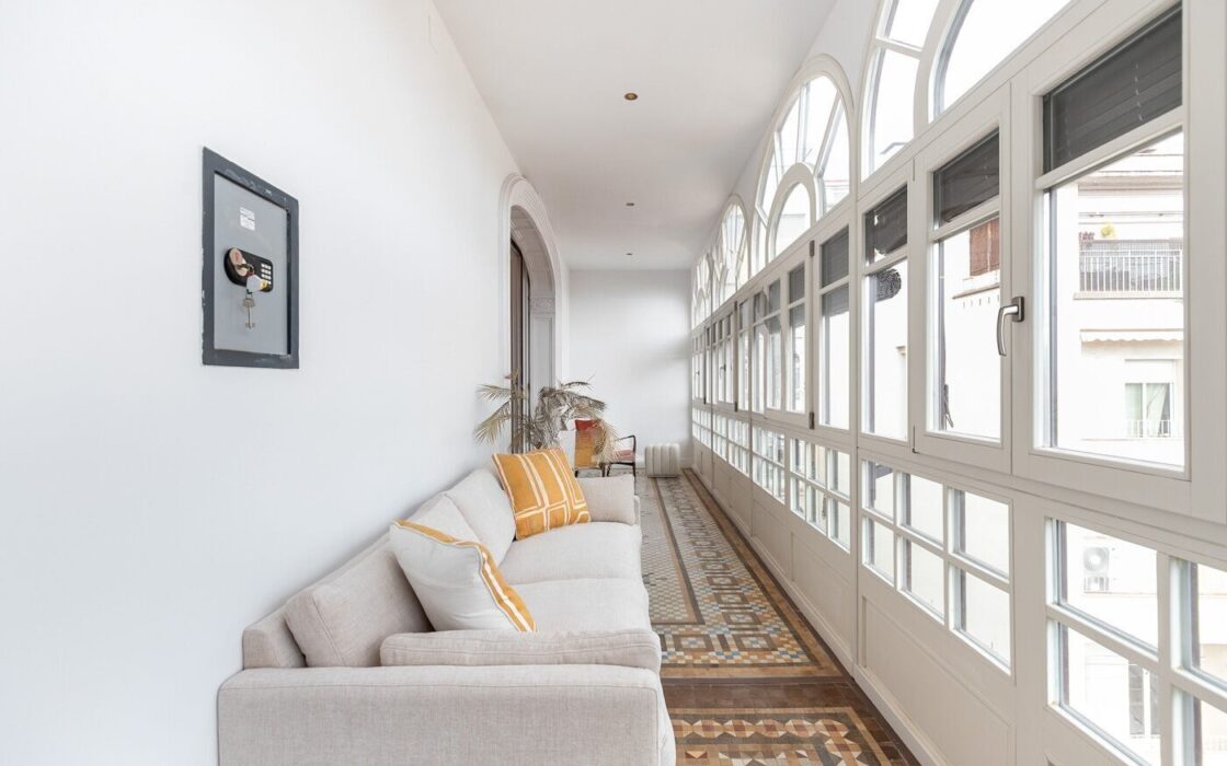 Квартира 3 комнаты в барселонском Эшампле с уникальным интерьером