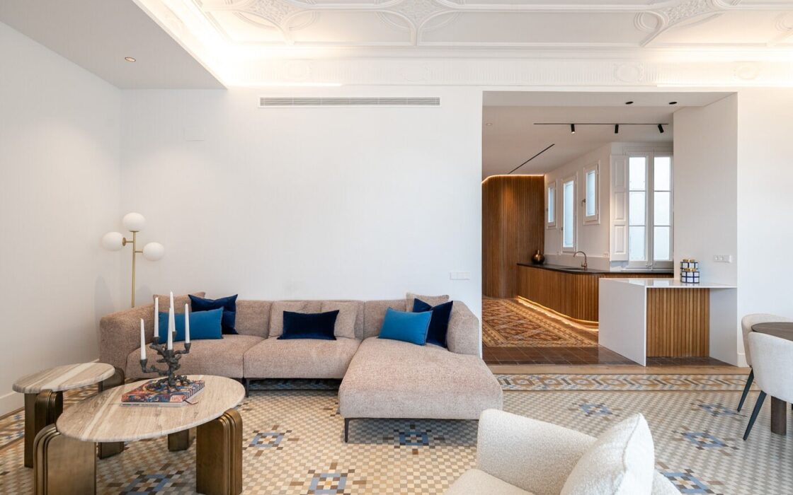 Квартира 3 комнаты в барселонском Эшампле с уникальным интерьером