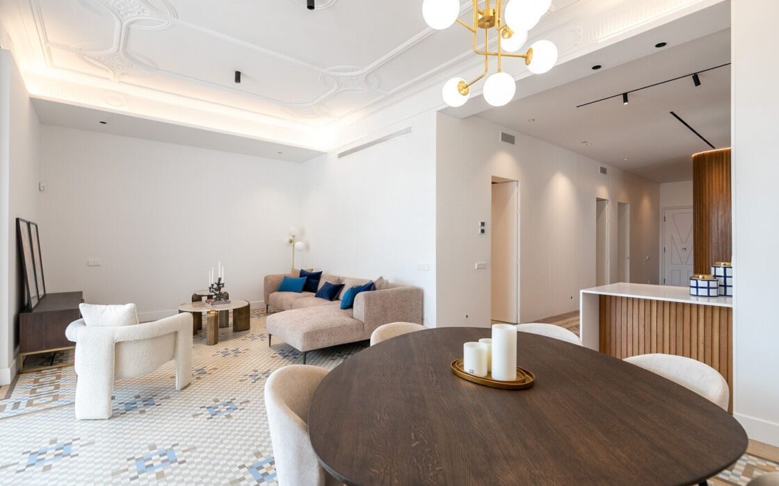 Квартира 3 комнаты в барселонском Эшампле с уникальным интерьером