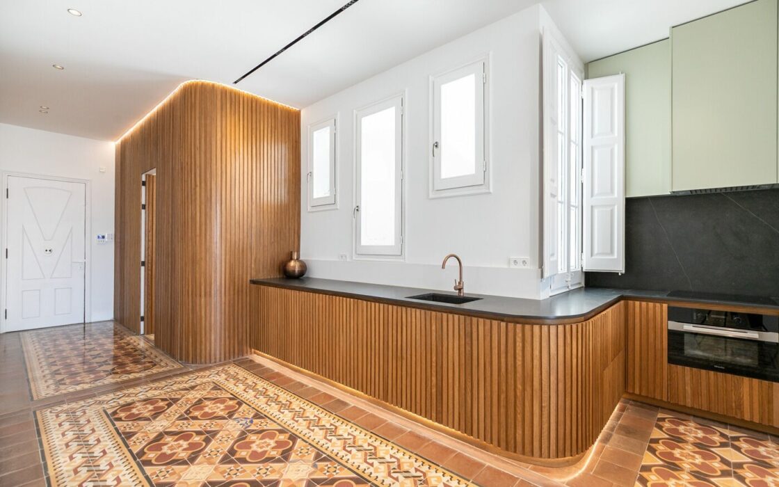 Квартира 3 комнаты в барселонском Эшампле с уникальным интерьером