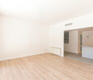 Простора квартира з терасою в Лес Трес Торрес, Барселона