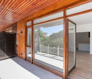 Простора квартира з терасою в Лес Трес Торрес, Барселона