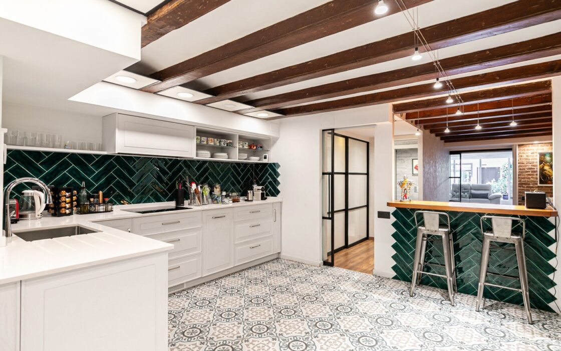 Квартира з терасою в Ешампле, Барселона, 259 кв.м.