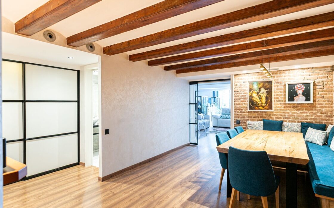 Квартира з терасою в Ешампле, Барселона, 259 кв.м.