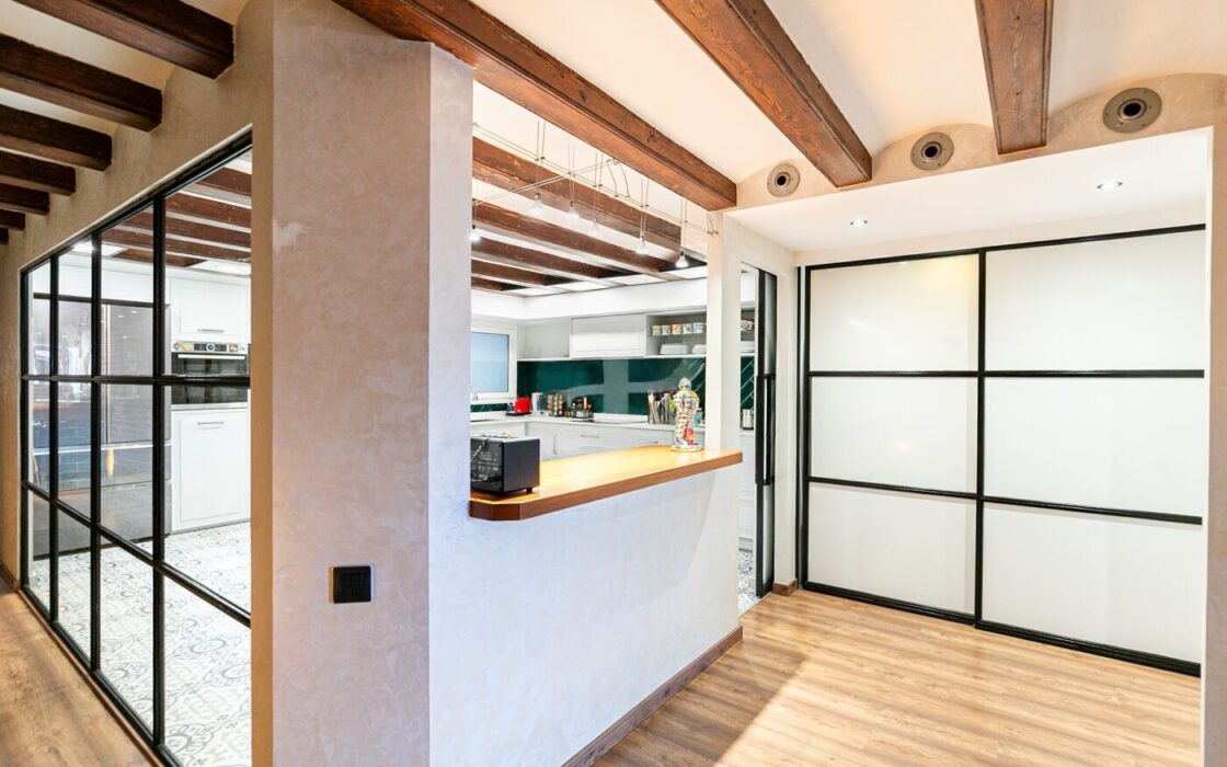 Квартира з терасою в Ешампле, Барселона, 259 кв.м.