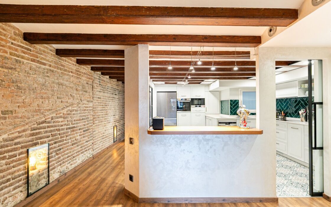 Квартира з терасою в Ешампле, Барселона, 259 кв.м.