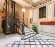 Чотирикімнатна квартира з балконами в Ешампле, Барселона