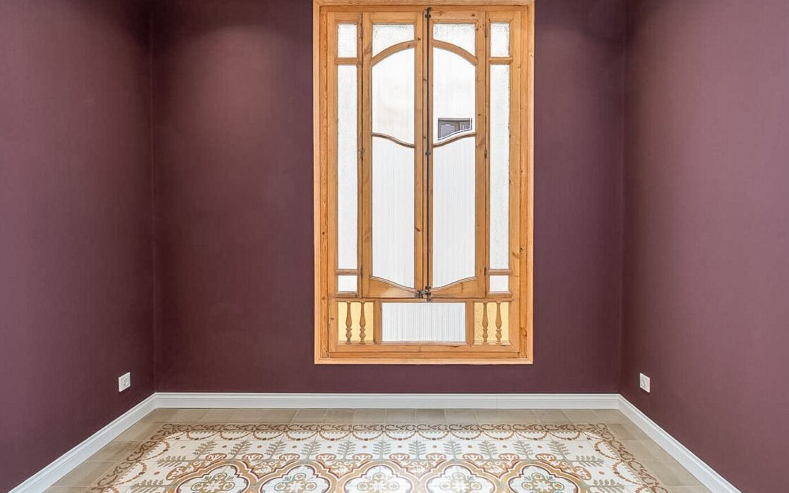 Отреставрированная 3-комнатная квартира в Эшампле, Барселона