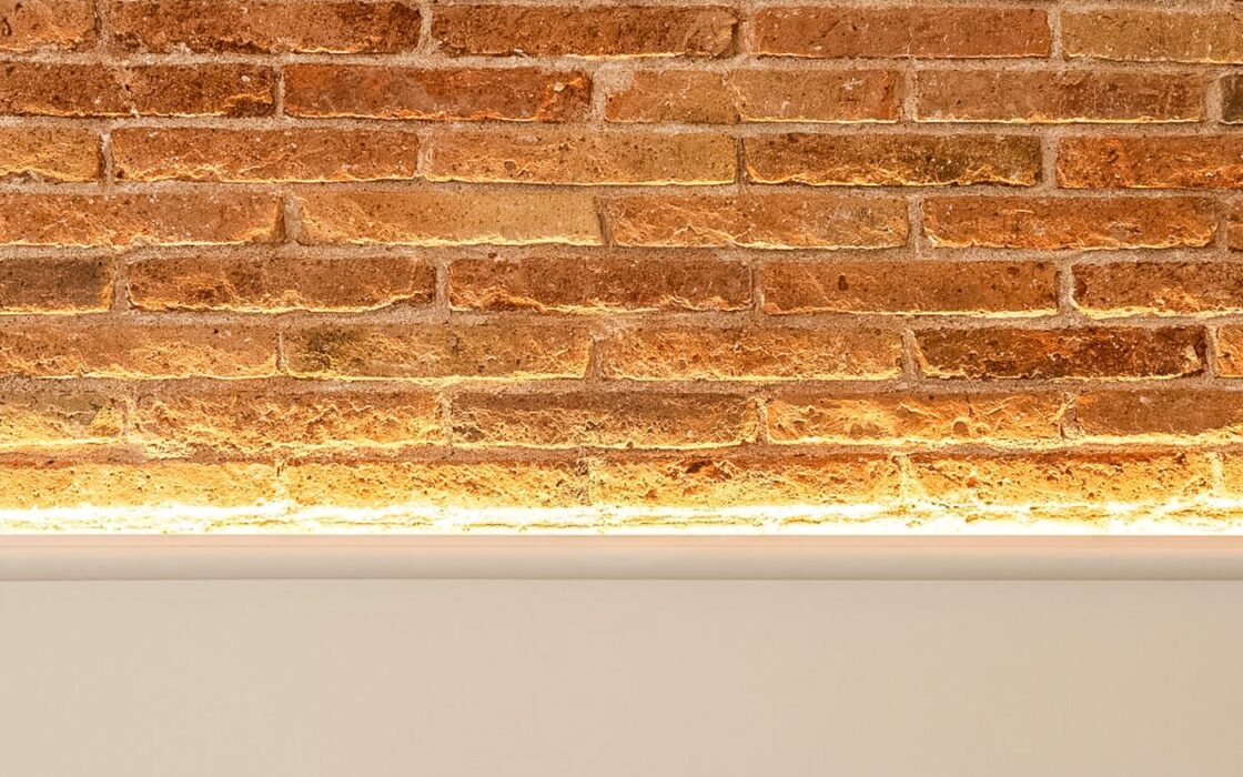 Отреставрированная 3-комнатная квартира в Эшампле, Барселона