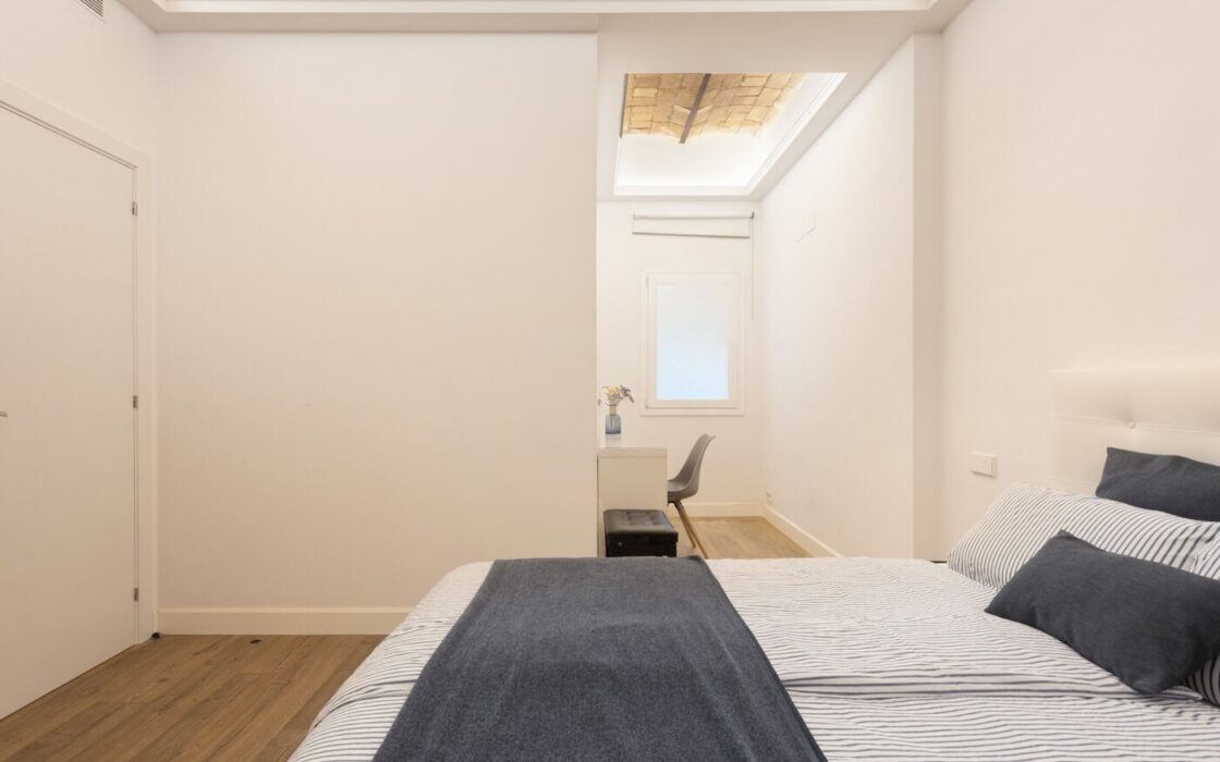 Елегантна квартира 150 кв.м в Ешампле, Барселона