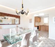 Унікальна квартира 163 кв.м в Ешампле, Барселона з балконом