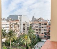 Унікальна квартира 163 кв.м в Ешампле, Барселона з балконом