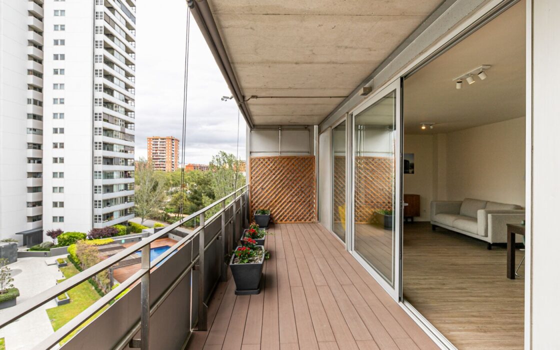 Квартира 132 кв.м с террасой и видом на море, Барселона