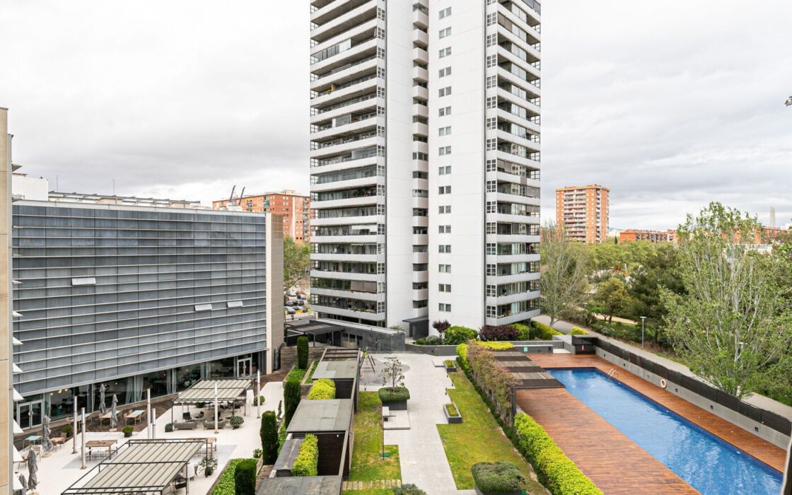 Квартира 132 кв.м с террасой и видом на море, Барселона