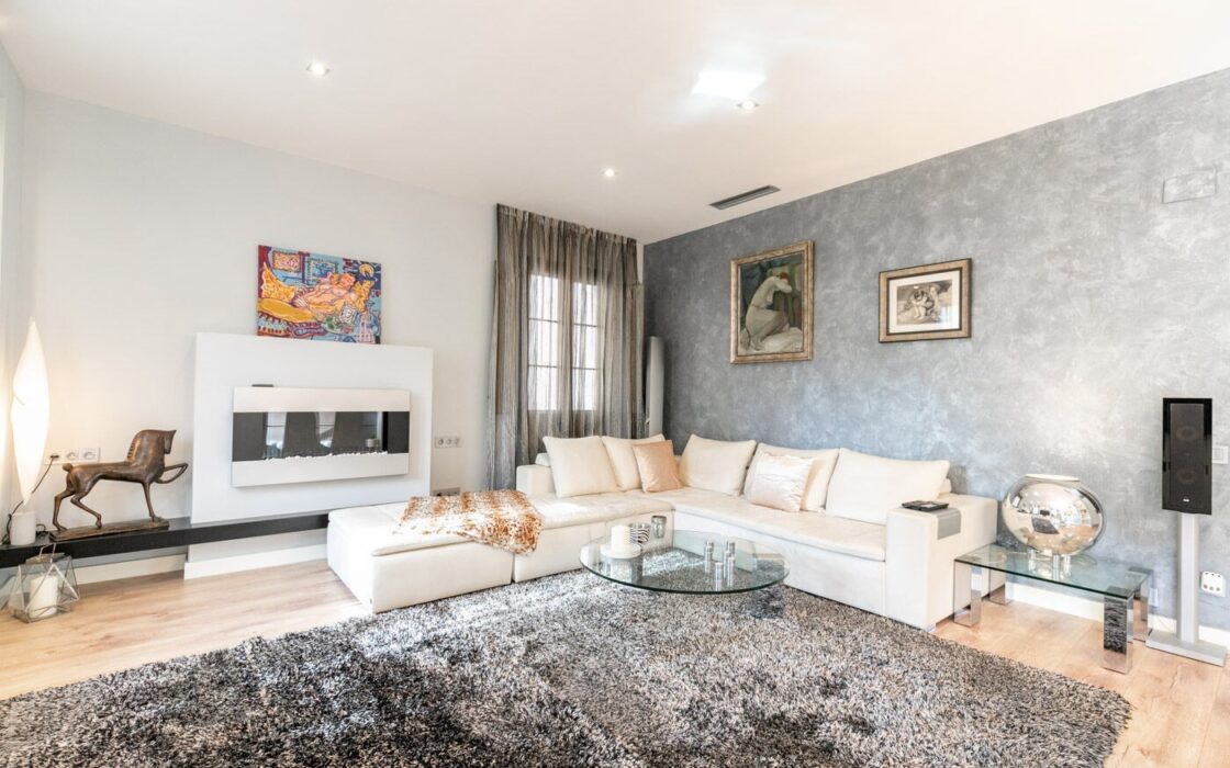 Пентхаус с террасами в Эль-Путчет, Барселона, 3 уровня