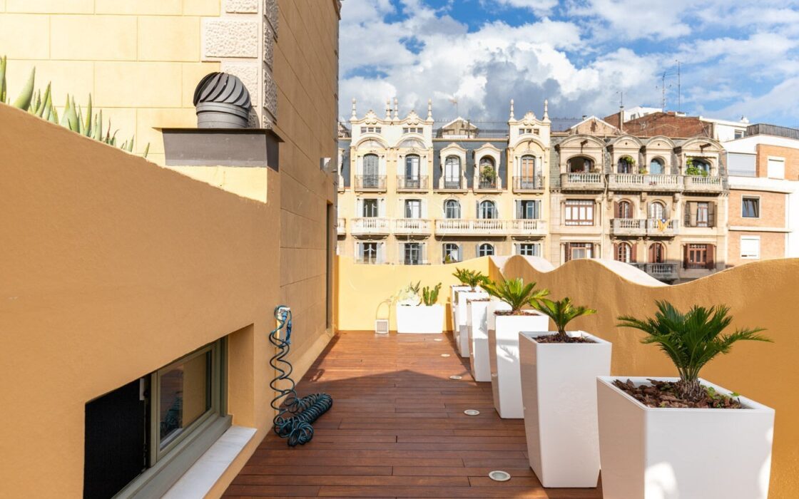 Пентхаус с террасами в Эль-Путчет, Барселона, 3 уровня