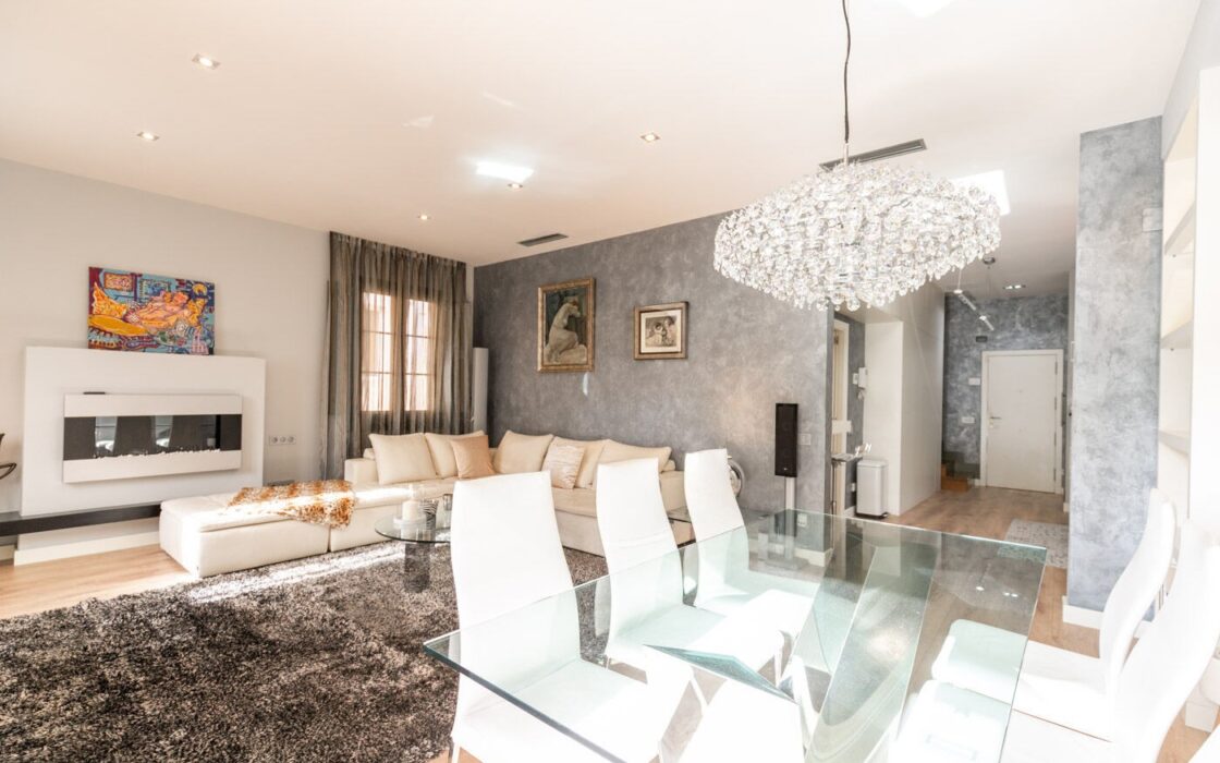 Пентхаус с террасами в Эль-Путчет, Барселона, 3 уровня