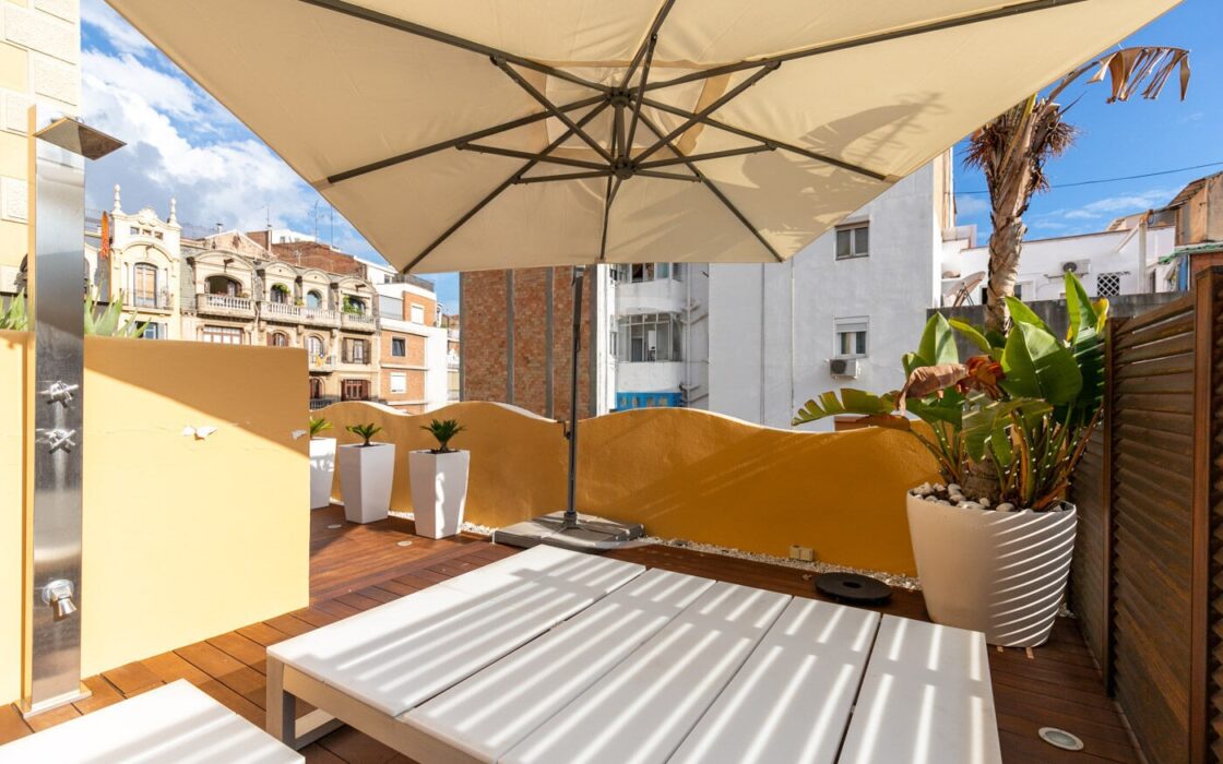 Пентхаус с террасами в Эль-Путчет, Барселона, 3 уровня